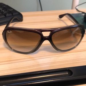 Ray Ban 4162